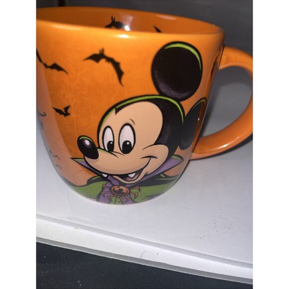 Rare Disneyland Halloween Mickey Mouse Vampire Boo To You Coffee Mug Cup Lustre - Picture 7 of 7
